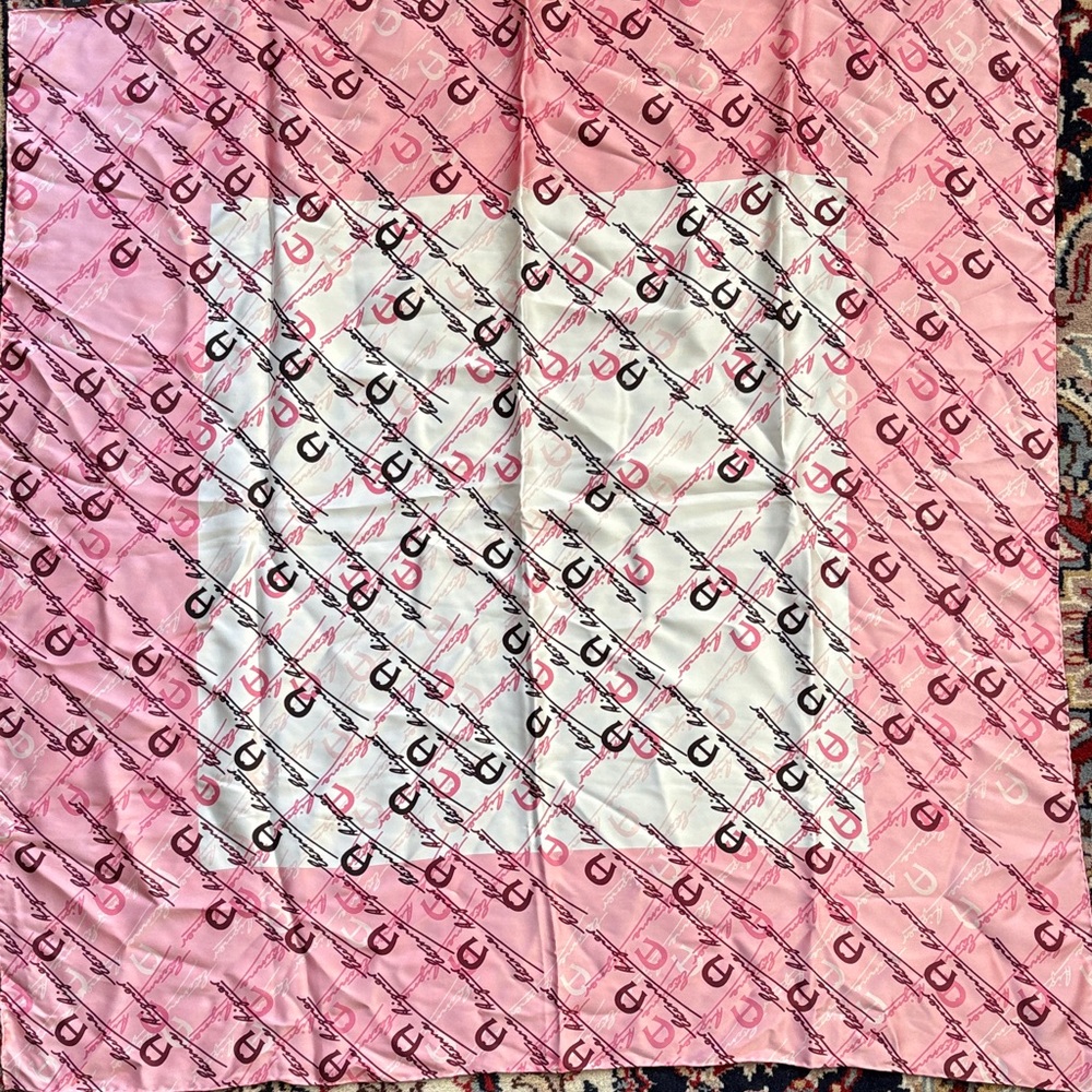 Etienne Aigner logo pink/white silk Italian made 33 inch square scarf EUC